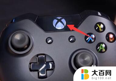 xbox360手柄电池怎么装 xbox手柄开机步骤